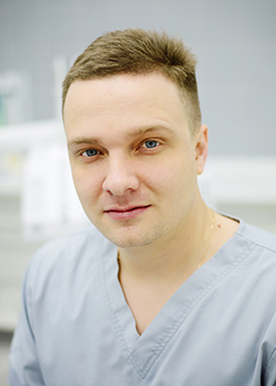 Хирург-имплантолог Нагайко Александр